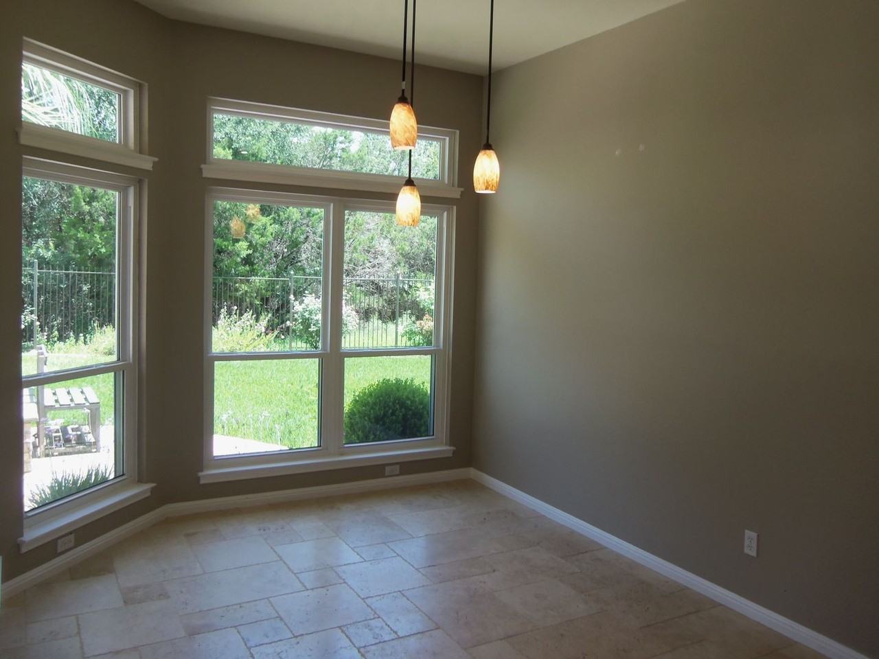 3909 Mitchell Cv - Photo 6 of 35