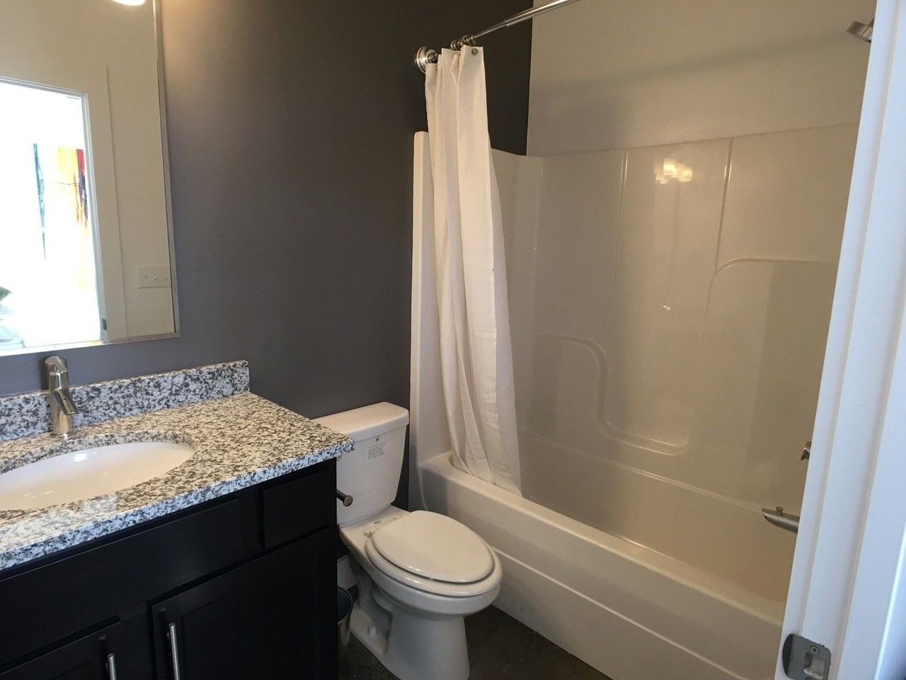 509 30th Avenue East - Photo 3 of 10