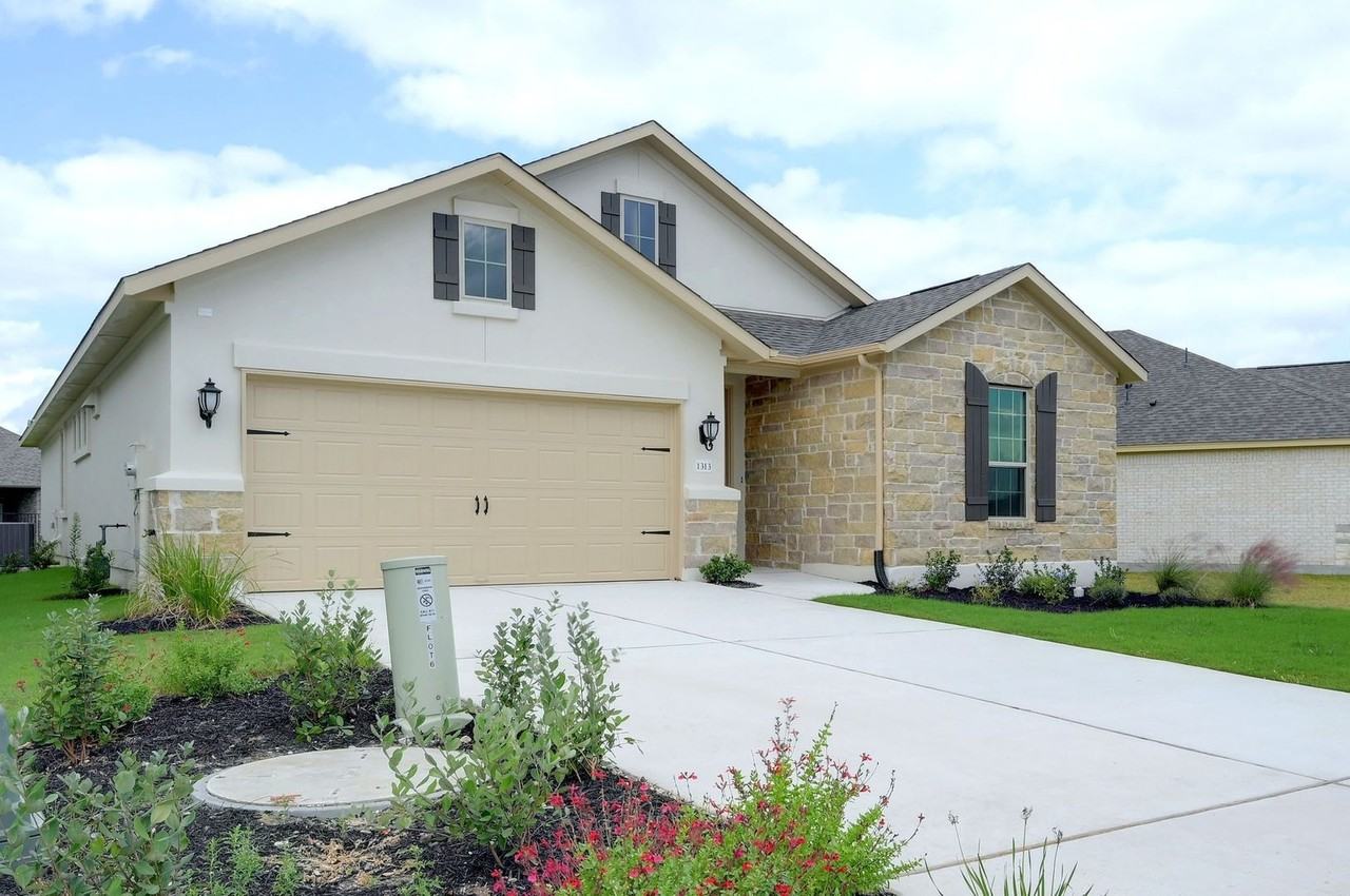 1313 Marina Grand Ter - Photo 3 of 39