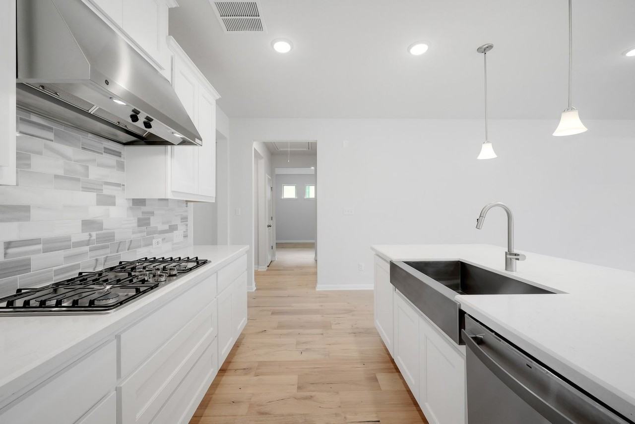 1313 Marina Grand Ter - Photo 6 of 39