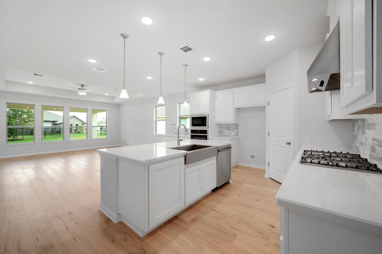 1313 Marina Grand Ter - Photo 7 of 39