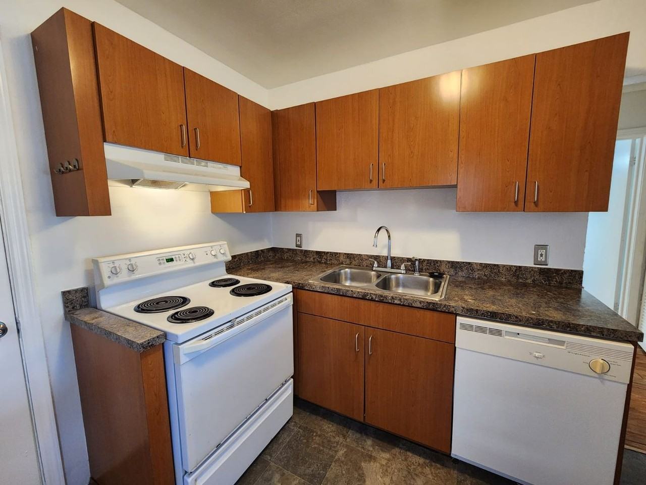 5010 8th Ave S - Photo 6 of 14