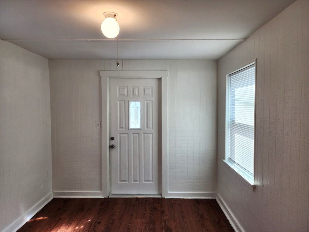 5010 8th Ave S - Photo 7 of 14