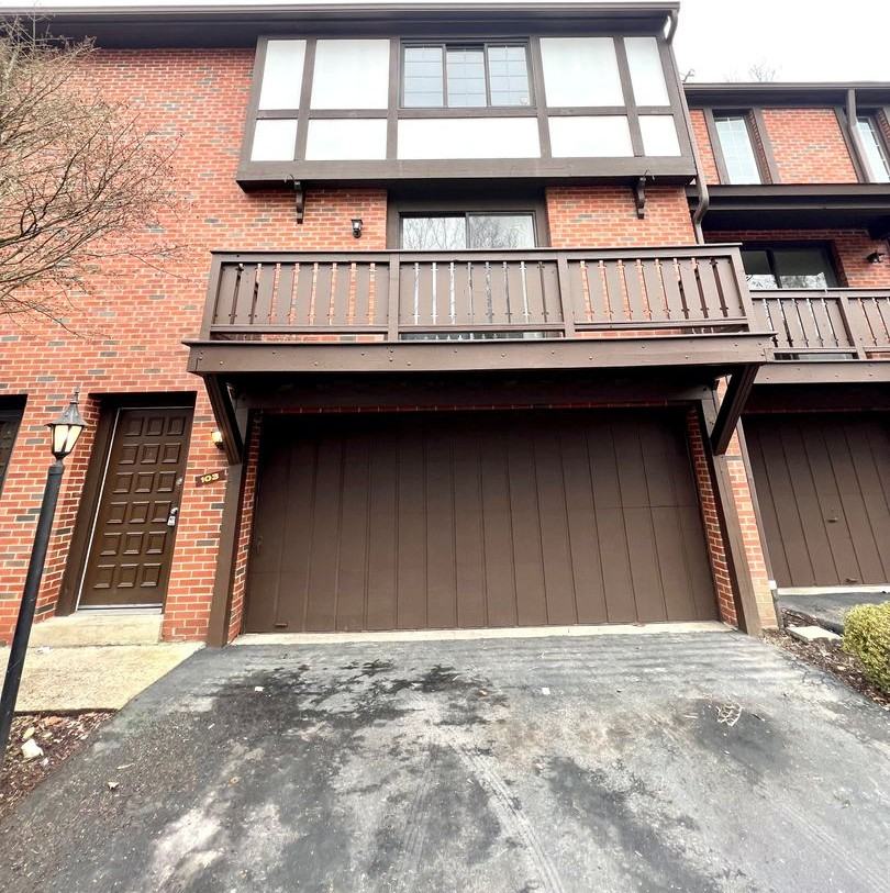 103 Little Glen Drive - Photo 2 of 48