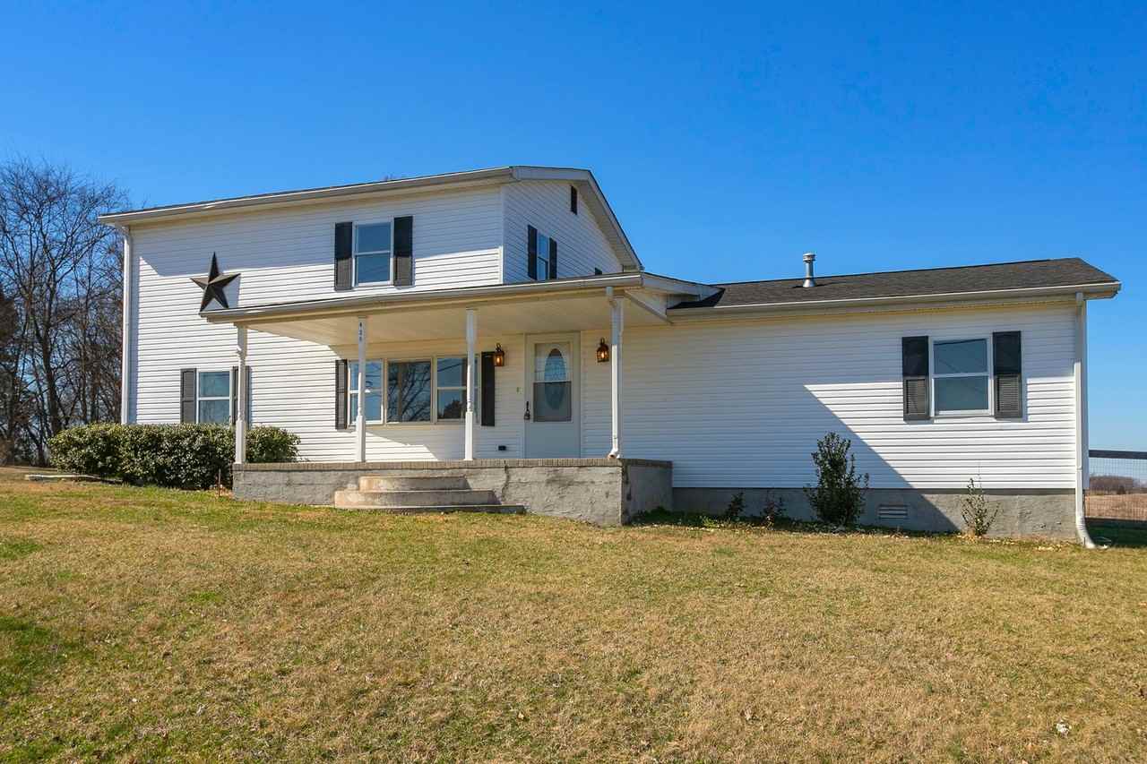 425 Keysburg Rd - Photo 2 of 30