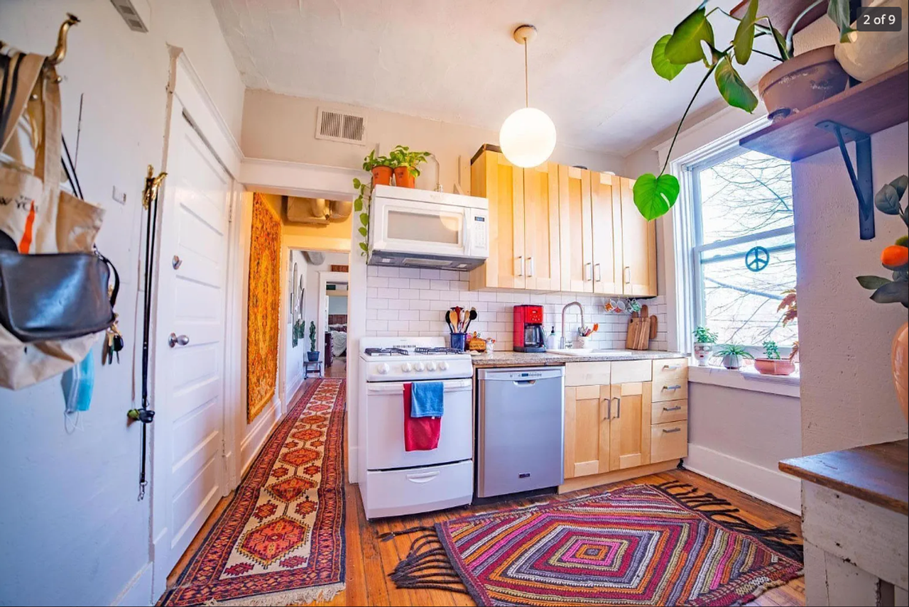 SUCCOTASH BUILDING - Photo 2 of 9