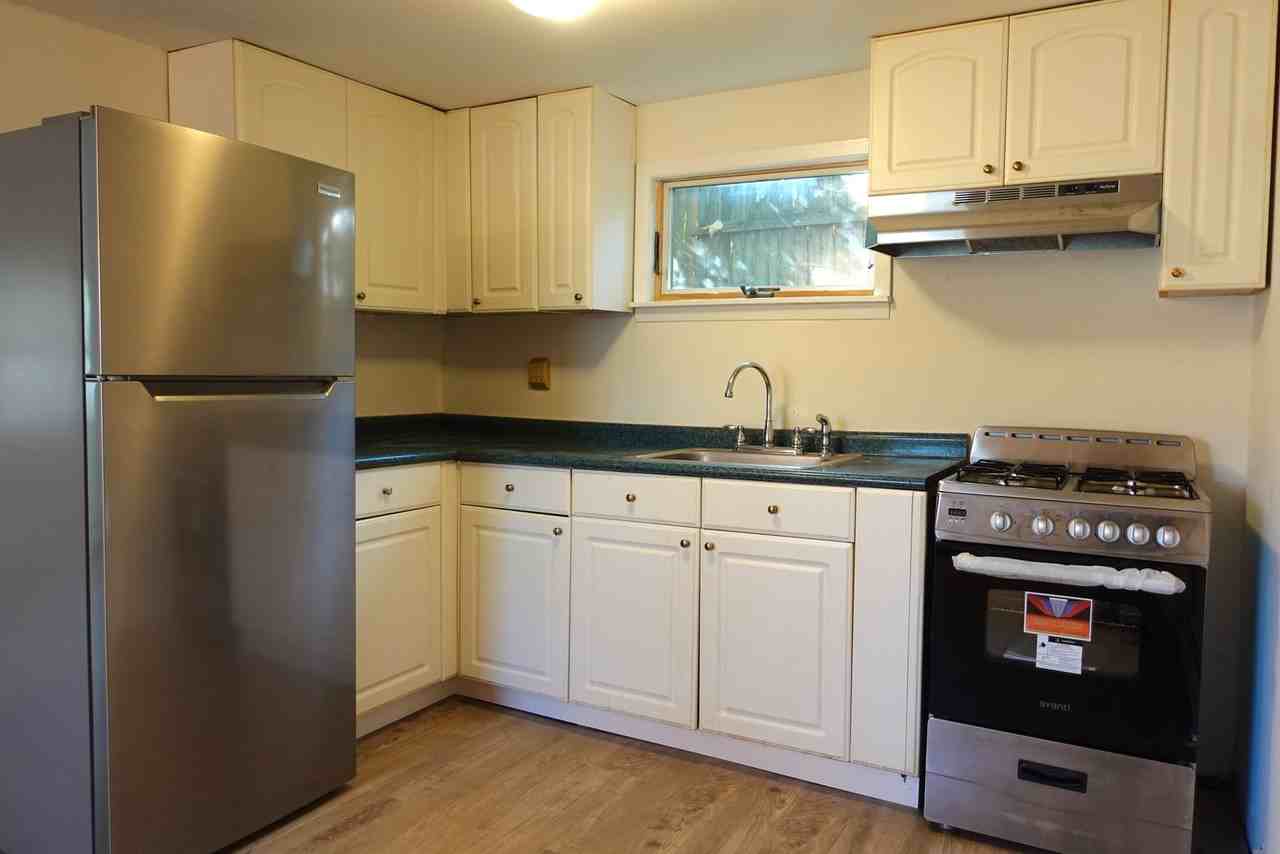 37 Hillside Ave - Photo 2 of 6