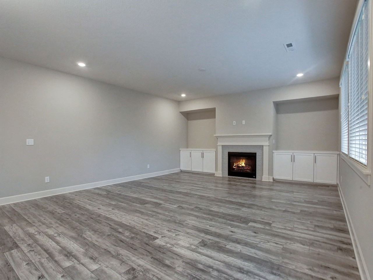 2922 Northwest Grace Terrace - Photo 6 of 35