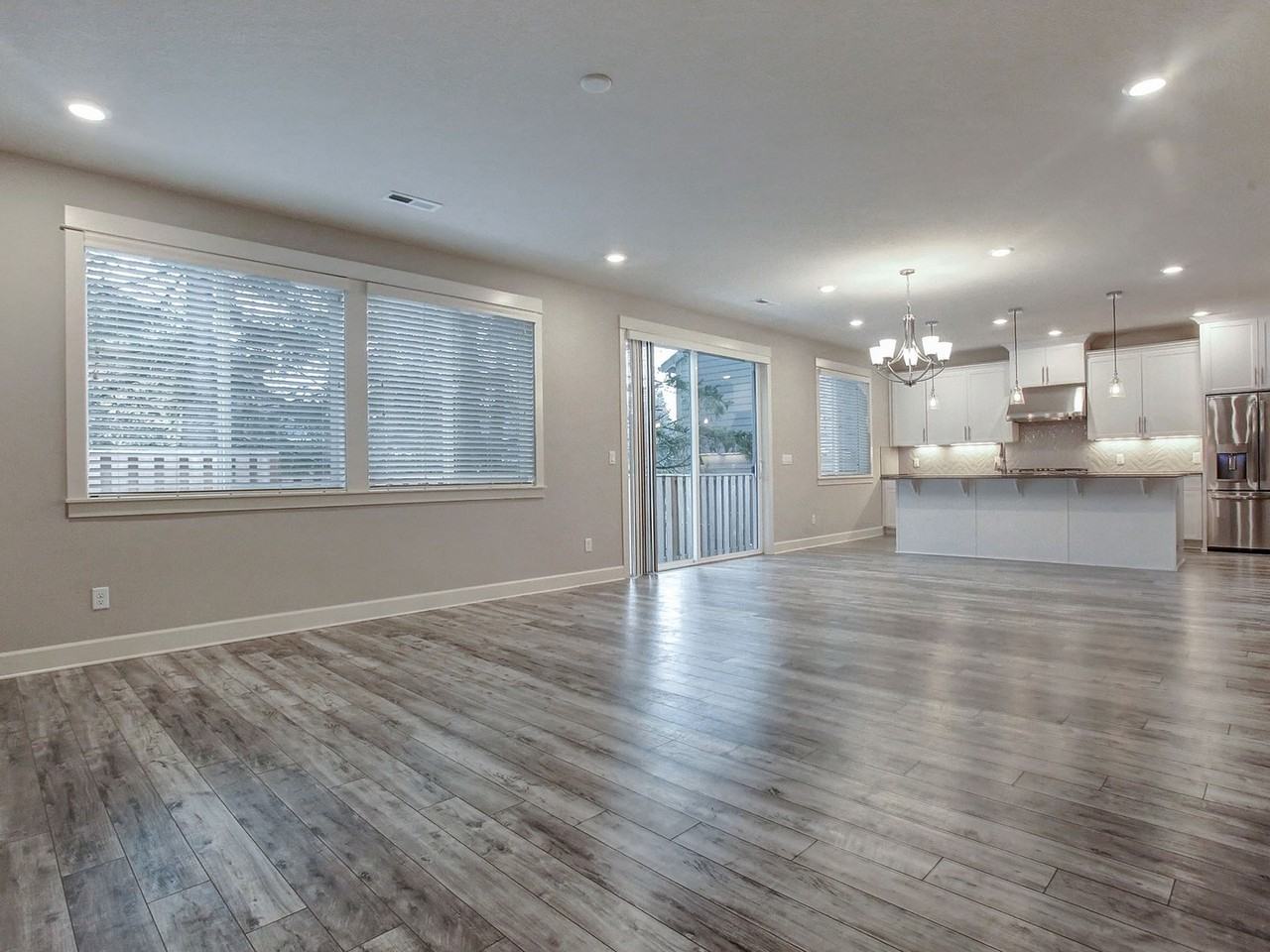 2922 Northwest Grace Terrace - Photo 7 of 35