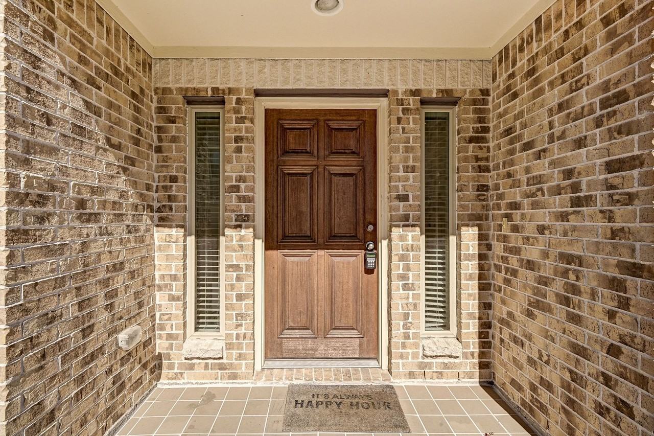 11520 Main Maple Dr - Photo 2 of 21