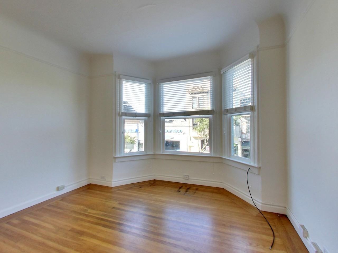 1254 9th Ave - Photo 2 of 35