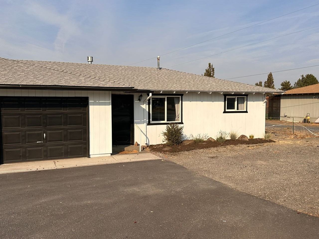 21124 Southeast Reed Market Road - Photo 2 of 8