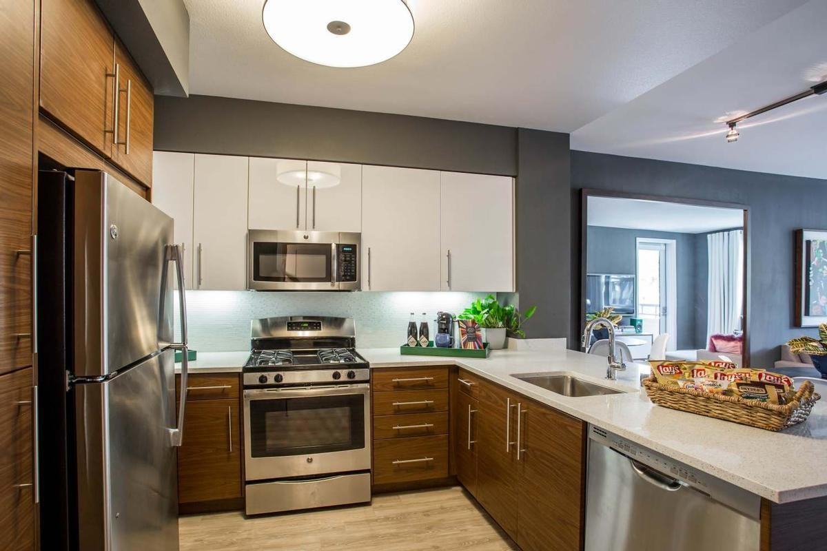 299 Franklin Street - Photo 5 of 12