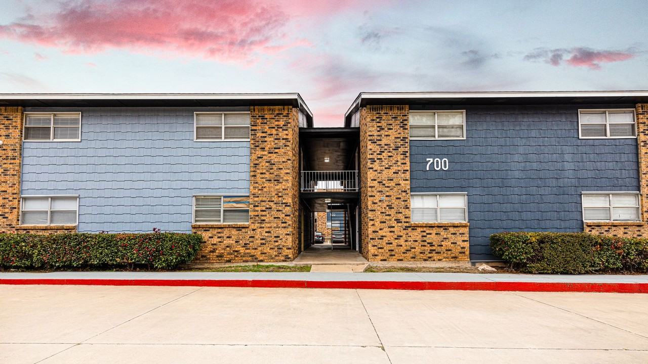 2310 Nw Terrace Hills Blvd #103 - Photo 3 of 31