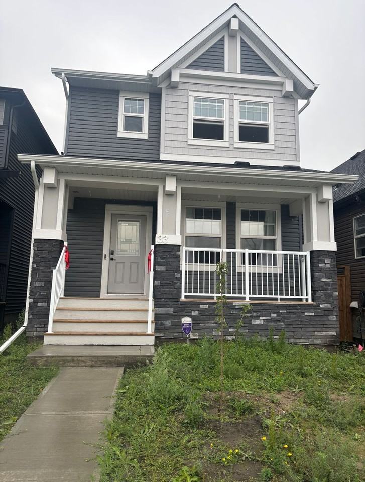 33 Legacy Glen Point SE - Photo 3 of 25