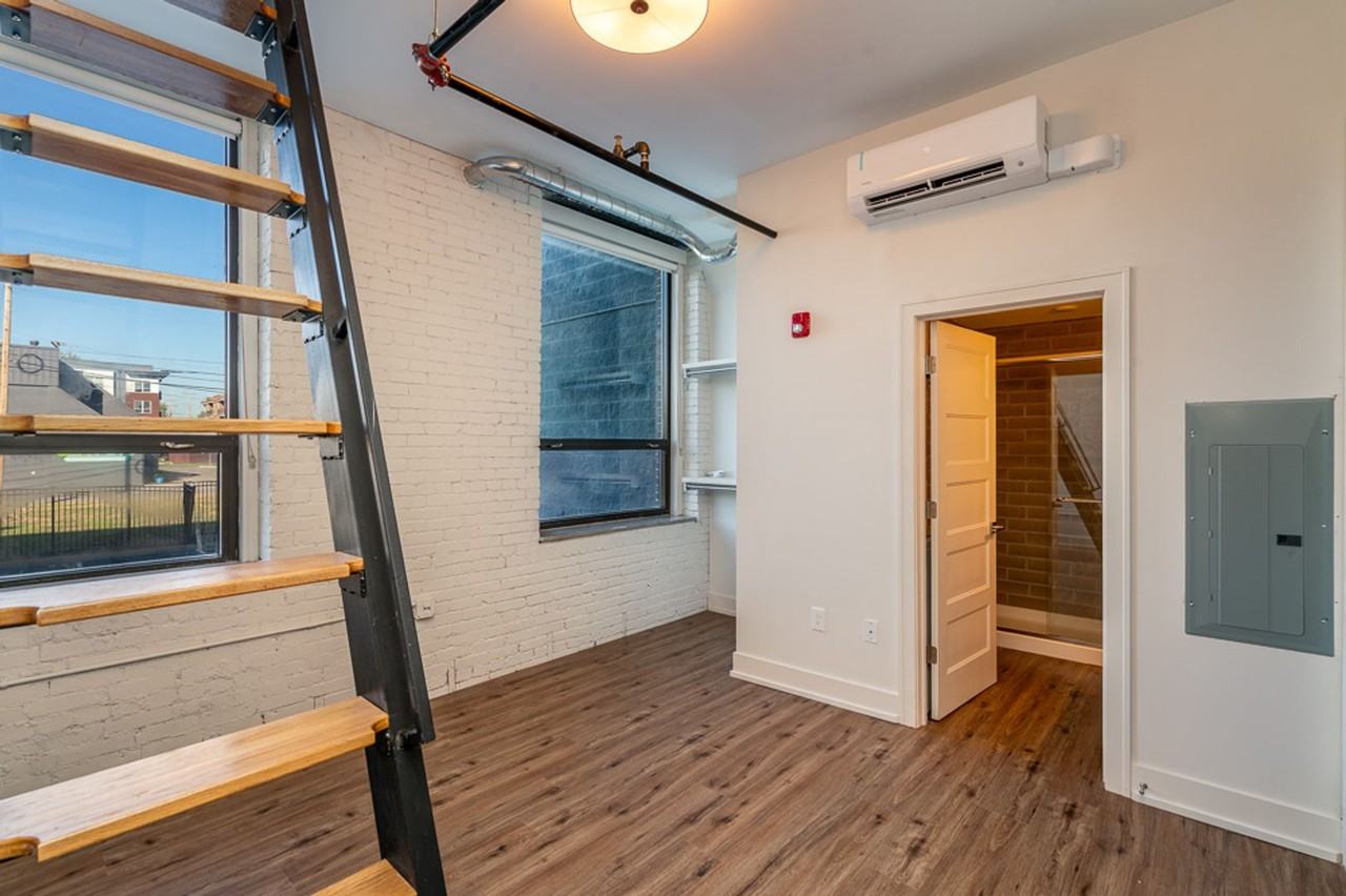 875 Michigan Ave - Photo 6 of 42