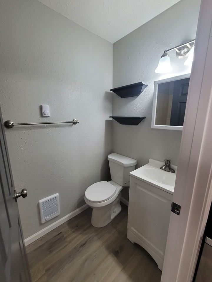 4187 Sunset Dr #3 - Photo 6 of 14