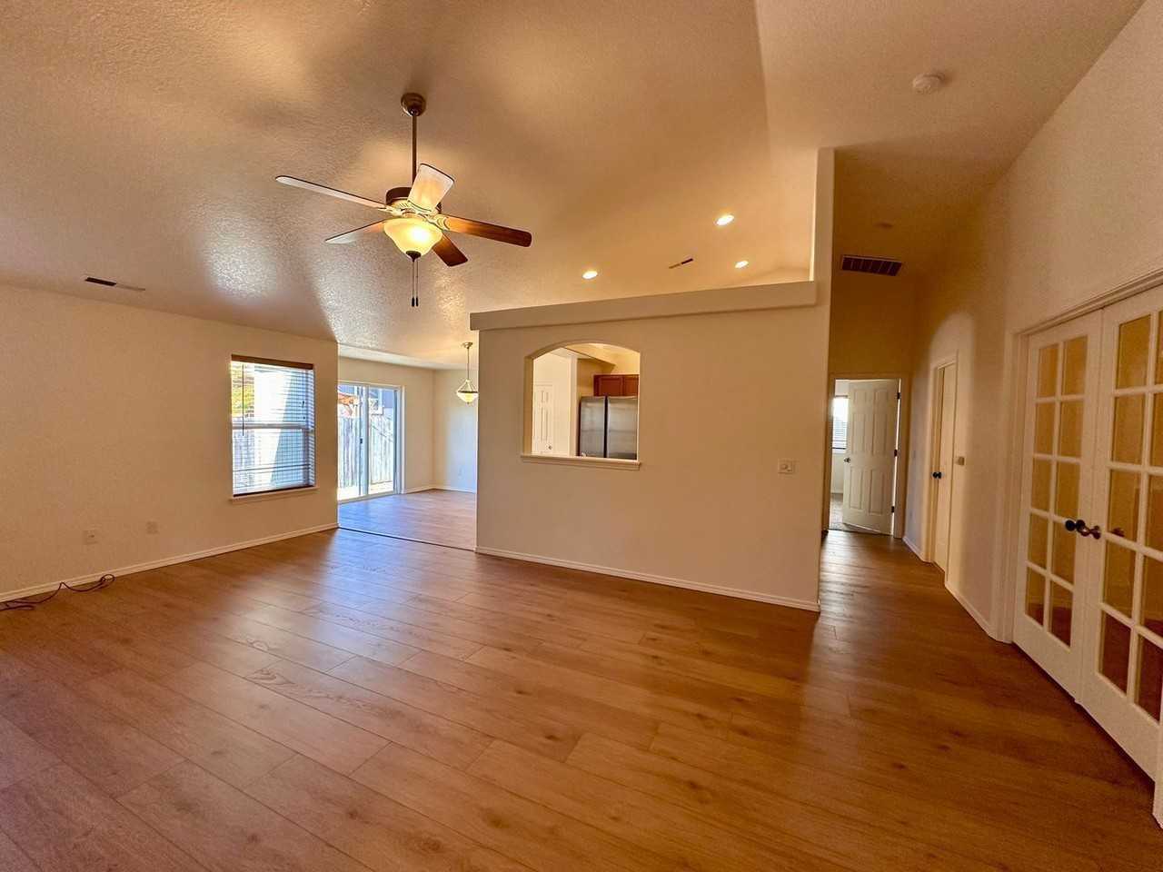 88066 Llama Ln - Photo 3 of 24