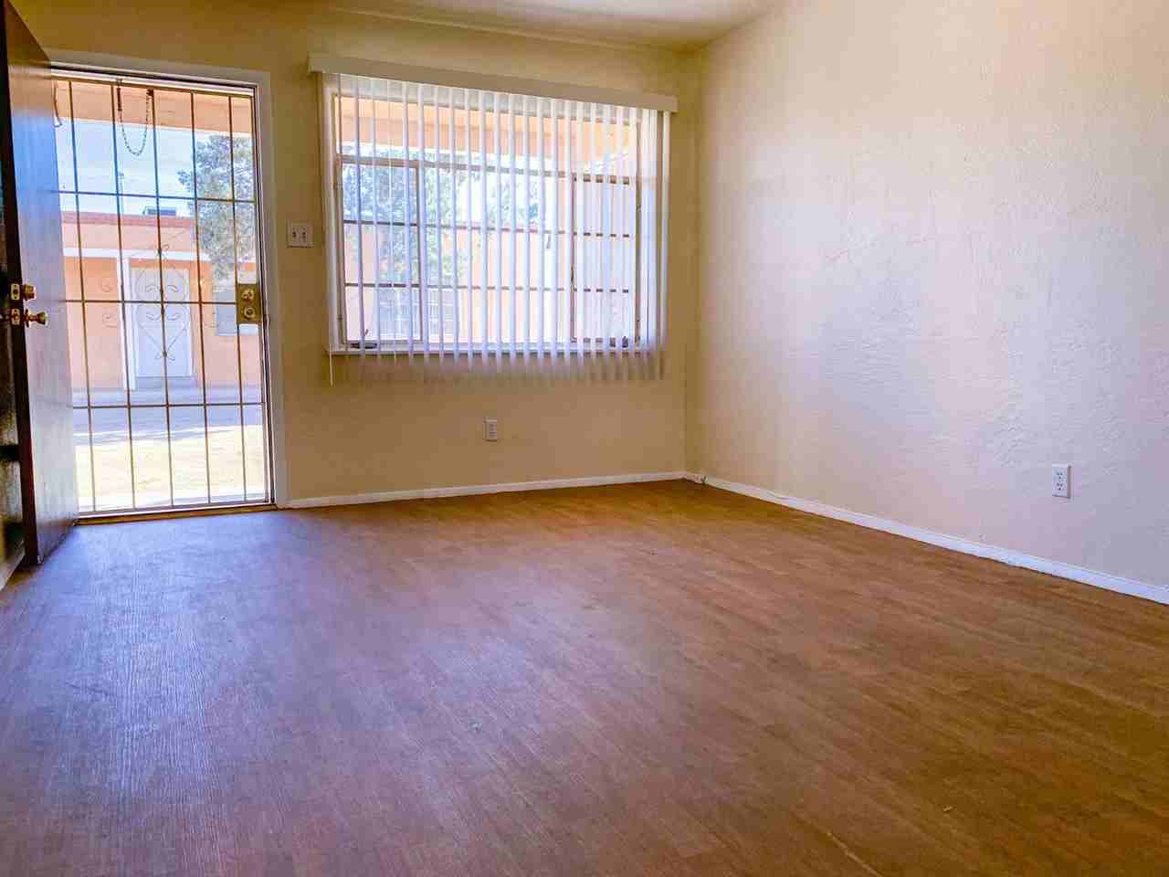 One-Bedroom Apartments in Prime ABQ Location - Photo 6 of 22