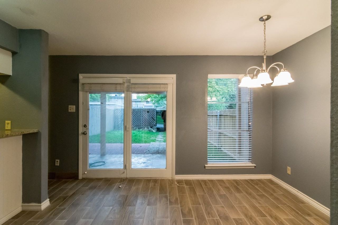 317 Valley Park Dr - Photo 6 of 28
