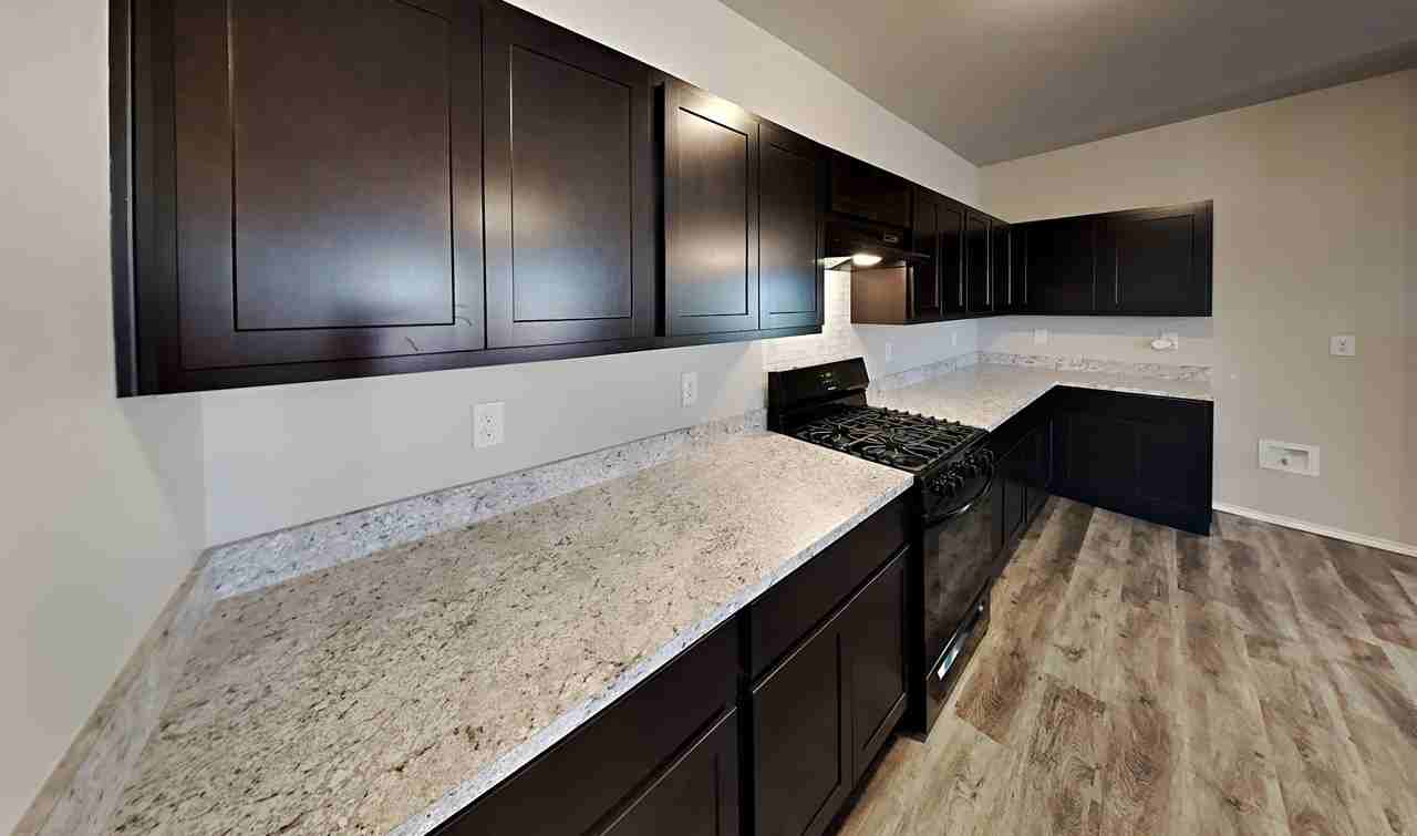 10013 Copperhead Rd - Photo 7 of 16