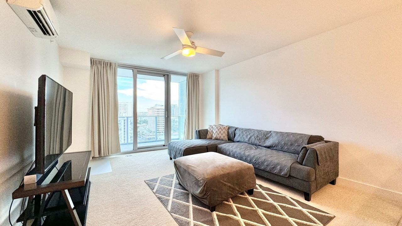 629 Keeaumoku St #1605 - Photo 3 of 31