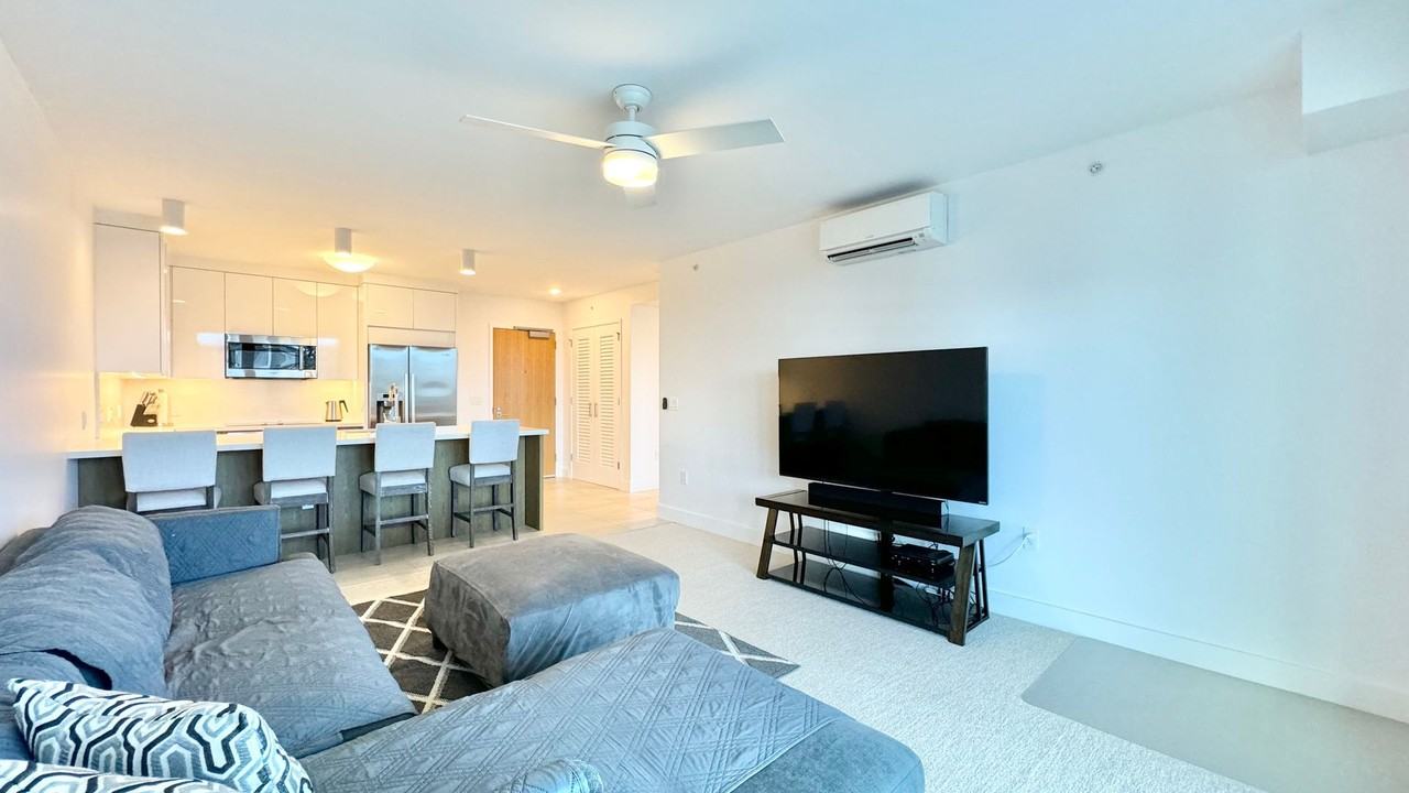 629 Keeaumoku St #1605 - Photo 5 of 31
