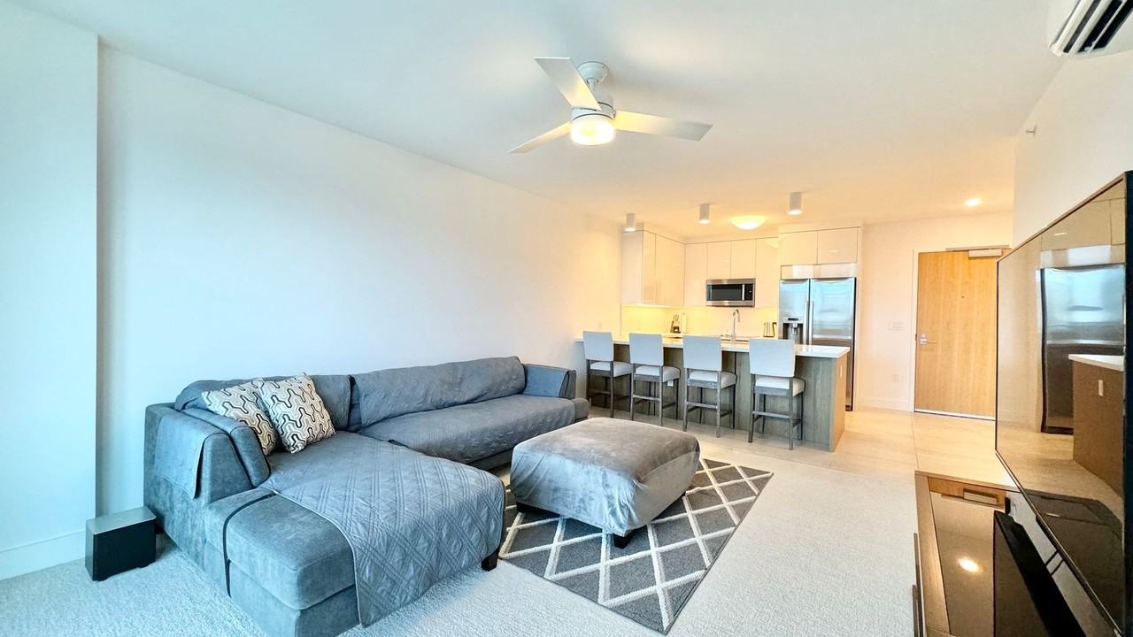 629 Keeaumoku St #1605 - Photo 2 of 31