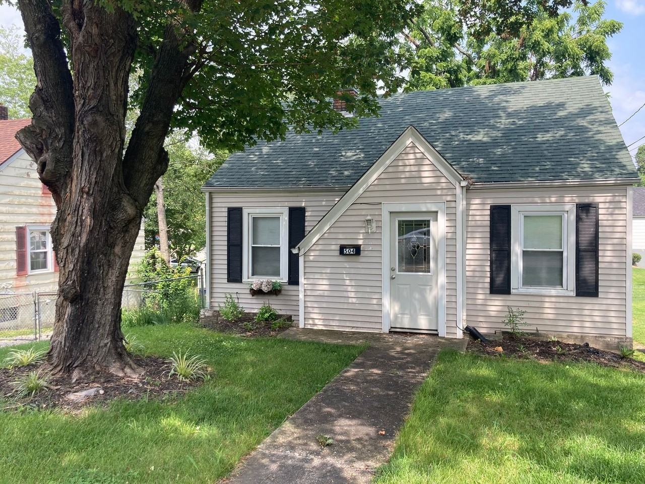 504 Henry St - Photo 2 of 33