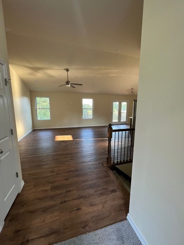 192 Oak Hill Holw - Photo 3 of 19