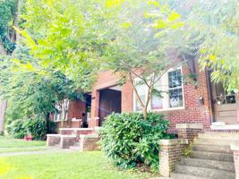 featured image of 111 W Unaka Ave