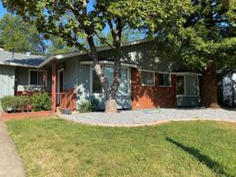 featured image of 1942 Lindeena Ln