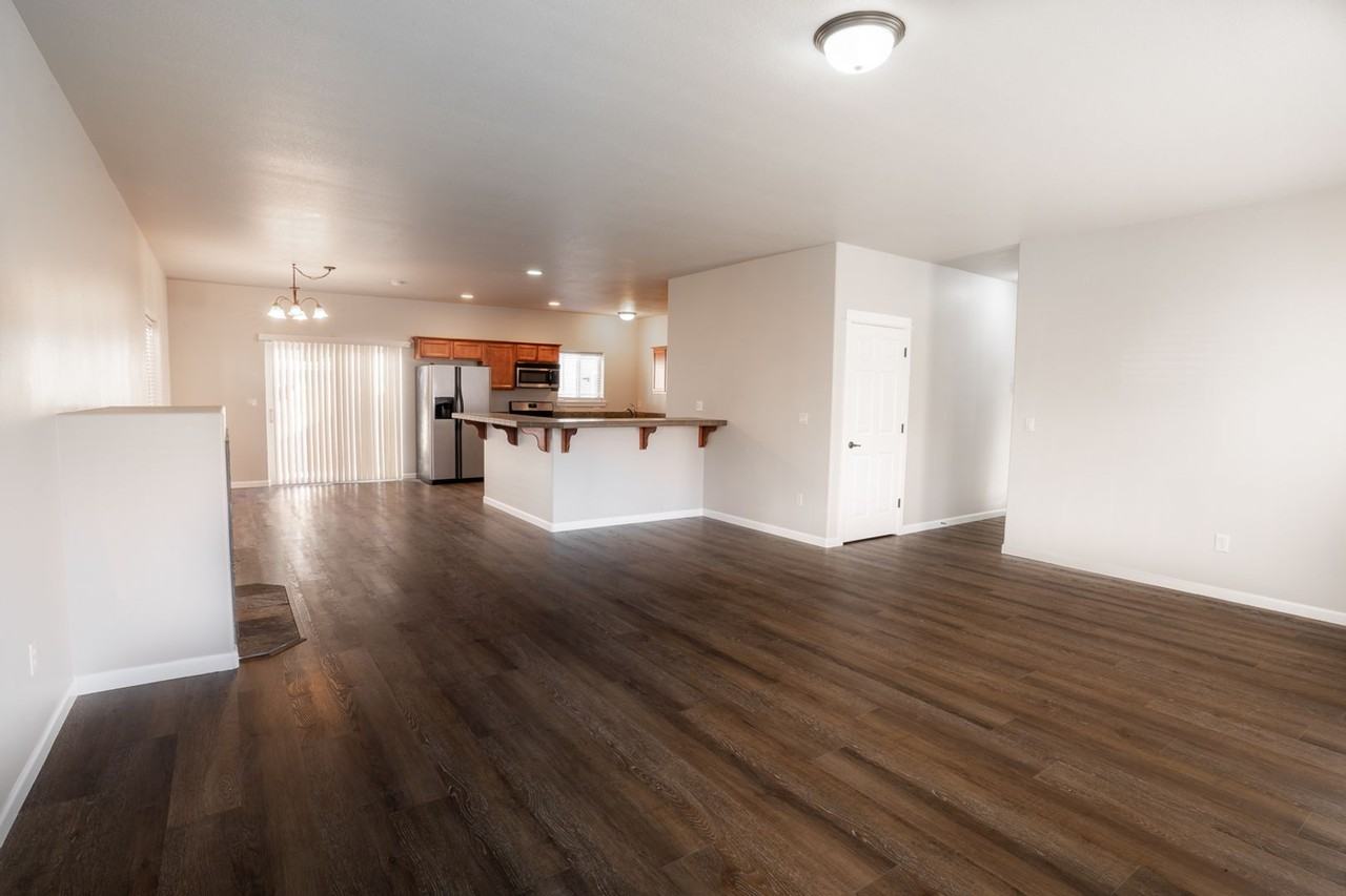 20030 Voltera Pl - Photo 3 of 25