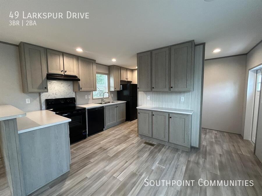 49 Larkspur Dr - Photo 2 of 10