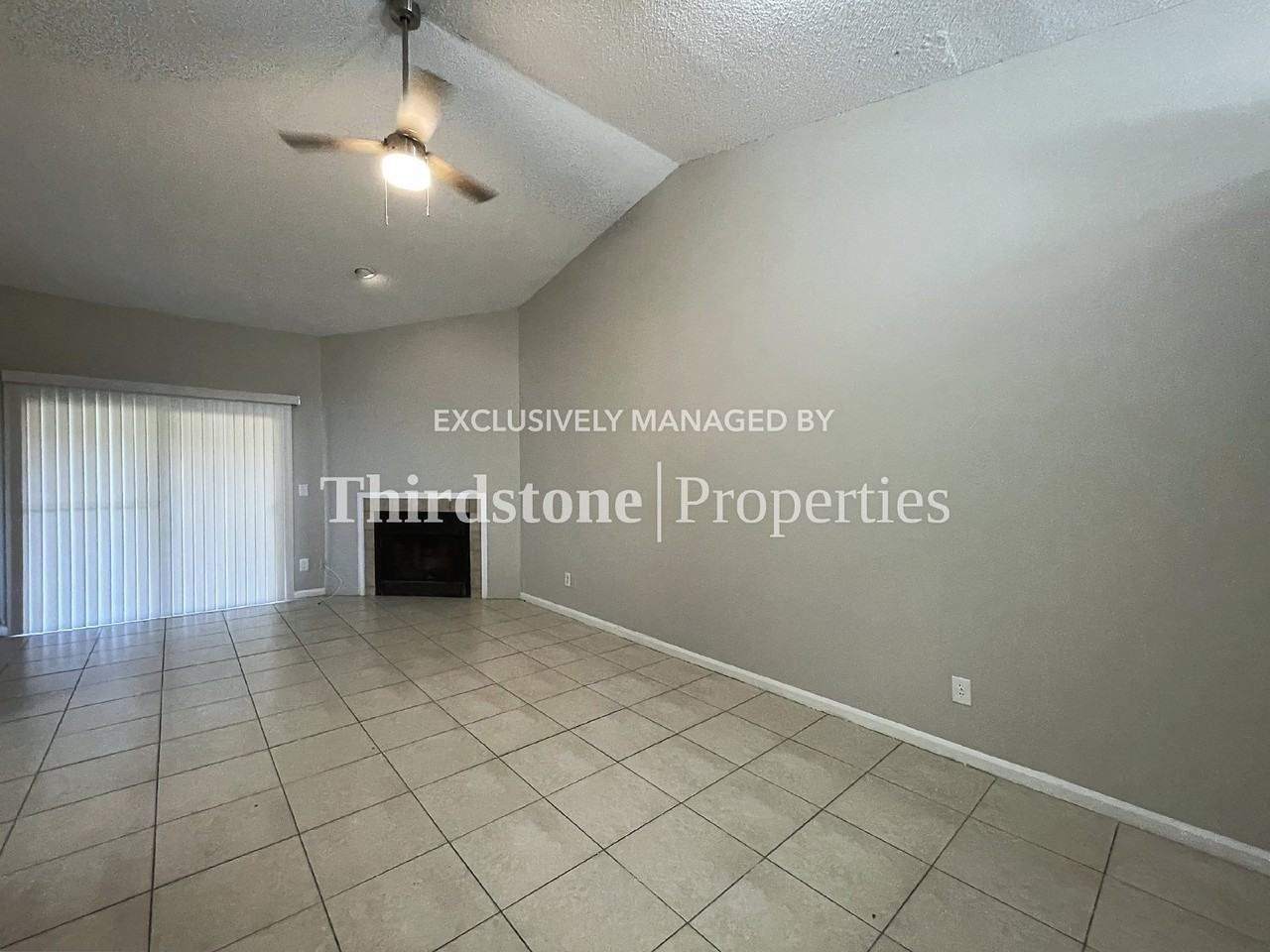 5128 Indian Lakes Ct #3 - Photo 6 of 24