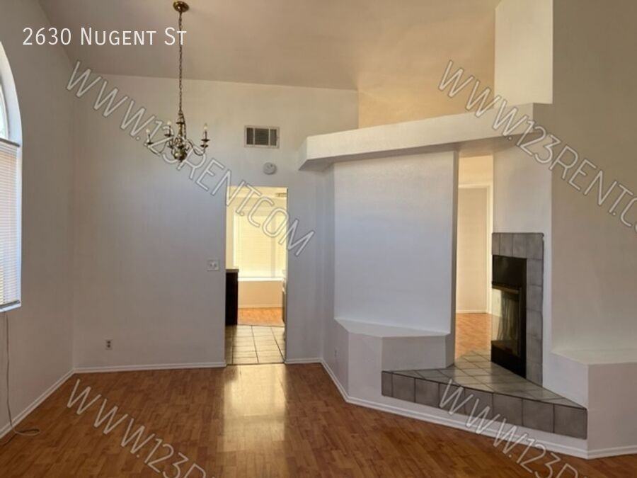 2630 E Nugent St - Photo 3 of 26