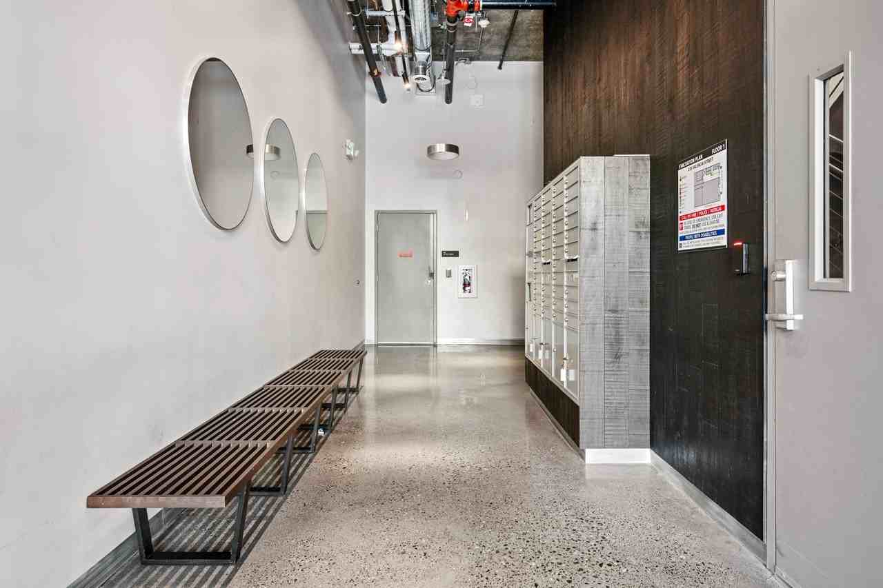 235 Valencia Street - Photo 4 of 31