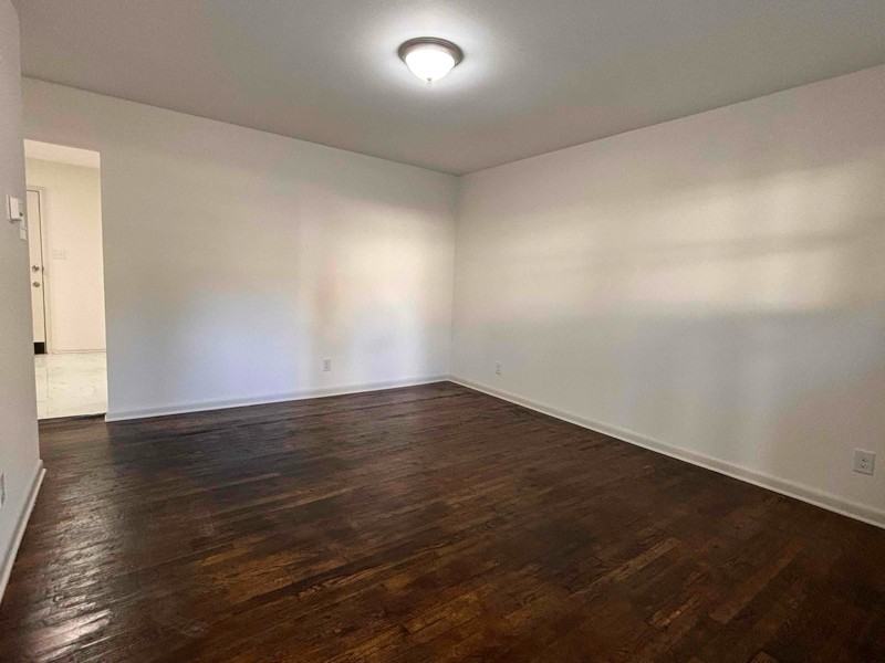 1813 Blain St - Photo 6 of 18