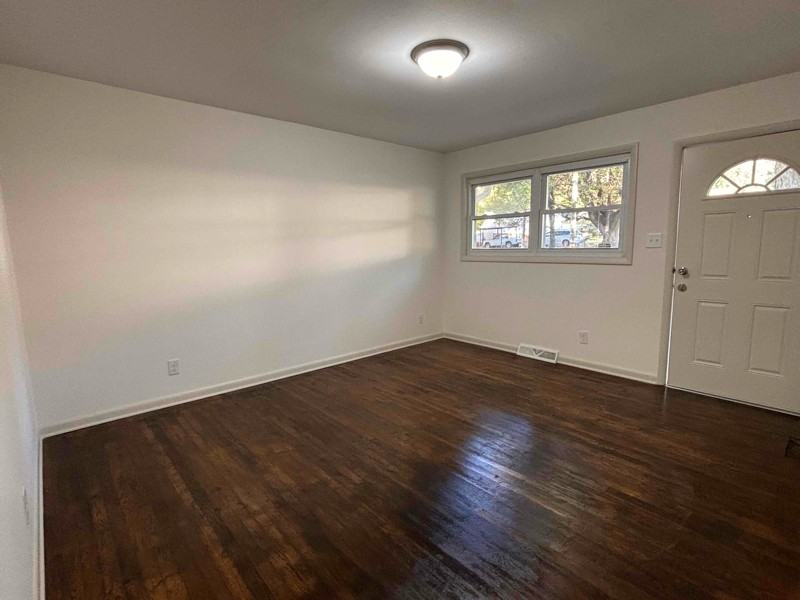 1813 Blain St - Photo 7 of 18