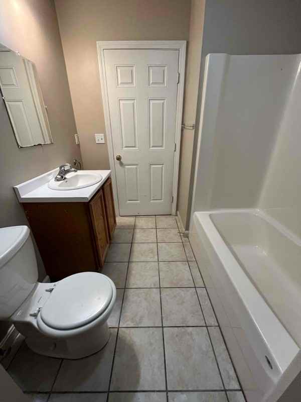 517 Hillsboro Street - Photo 7 of 9