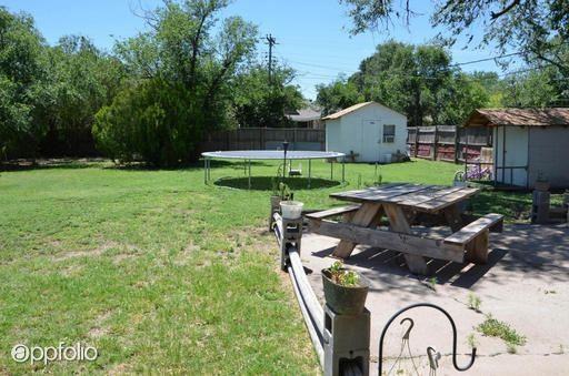 2614 8th Ave - Photo 2 of 11