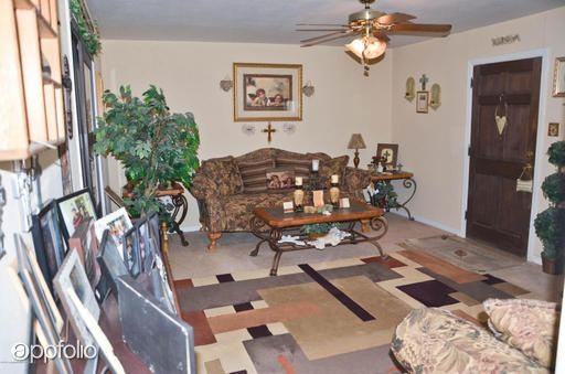 2614 8th Ave - Photo 3 of 11