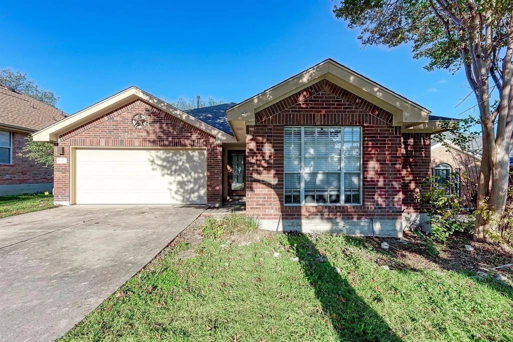 16833 Luckenwald Dr - Photo 2 of 8