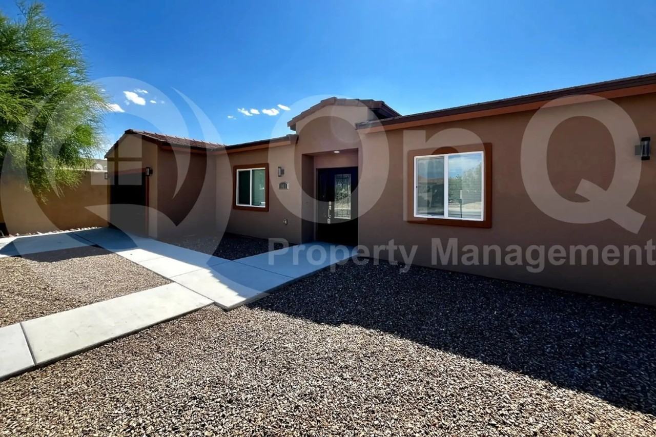 1011 W Rio Hondo - Photo 2 of 29