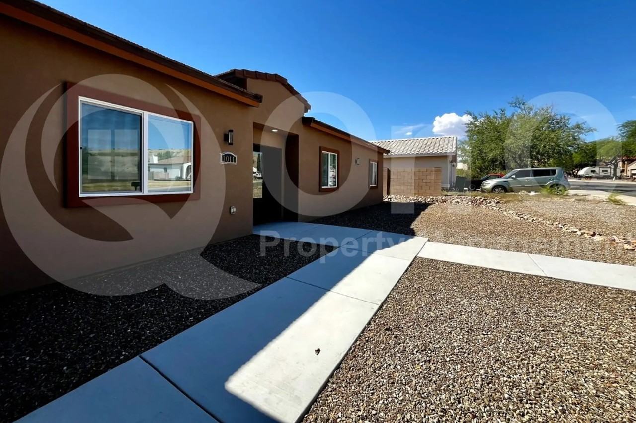 1011 W Rio Hondo - Photo 3 of 29