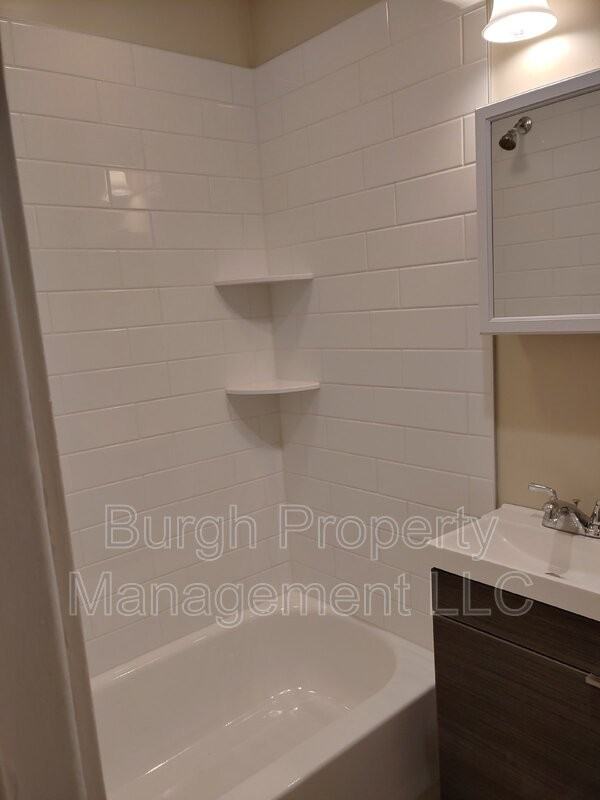 337 Mckinley Ave #1 - Photo 2 of 13