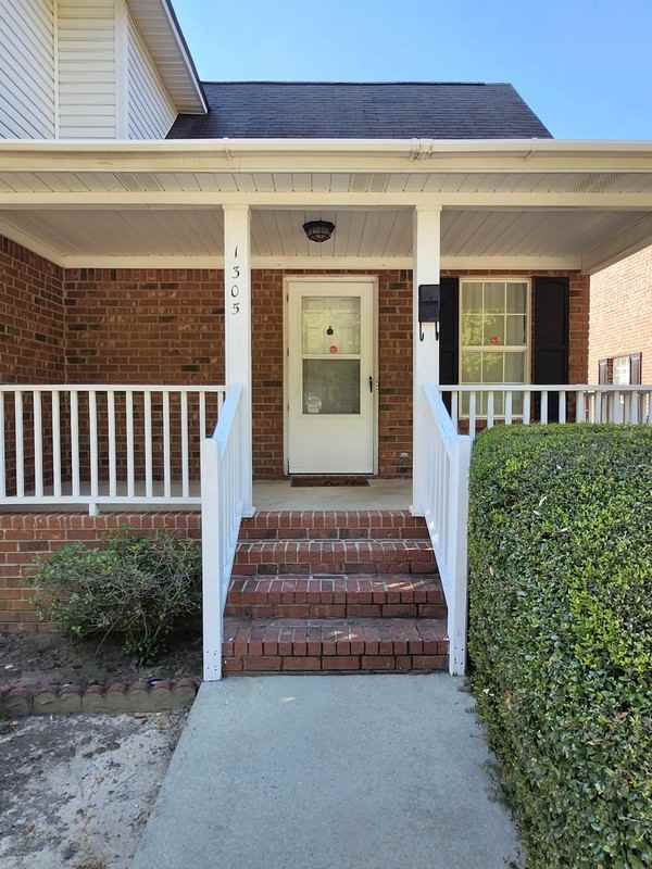 1305 Melrose Hts - Photo 3 of 29