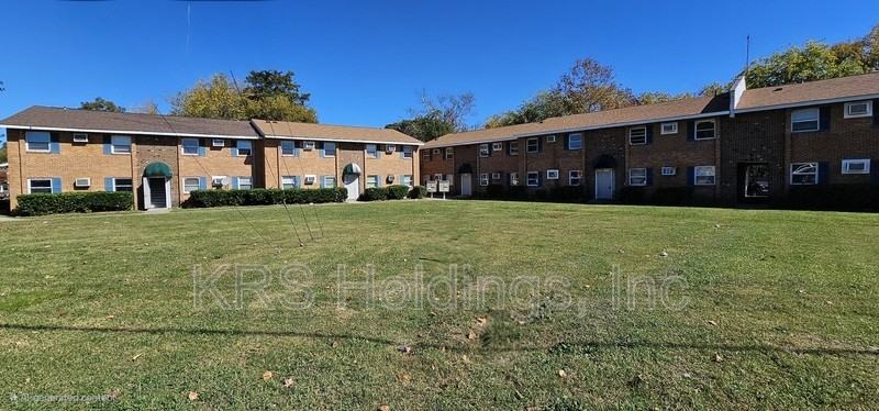 2502 Leo St - Photo 3 of 8