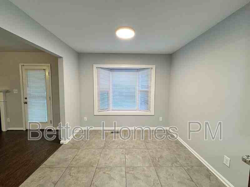 1428 Brompton Ln - Photo 7 of 23