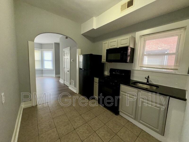 4058 Parkside Ave #2 - Photo 2 of 12